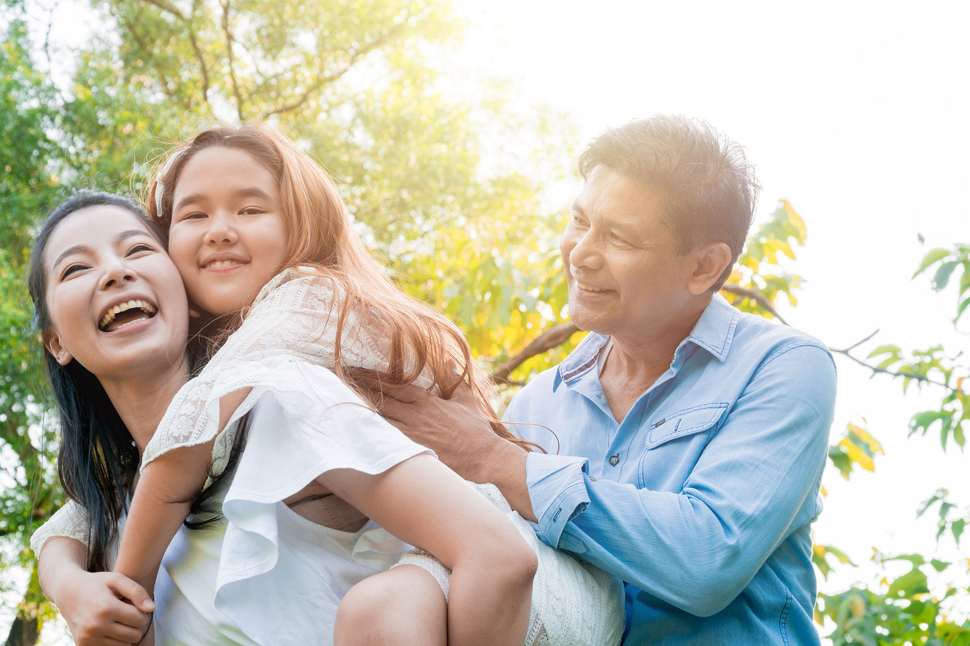 family portrait mother father child tips photography