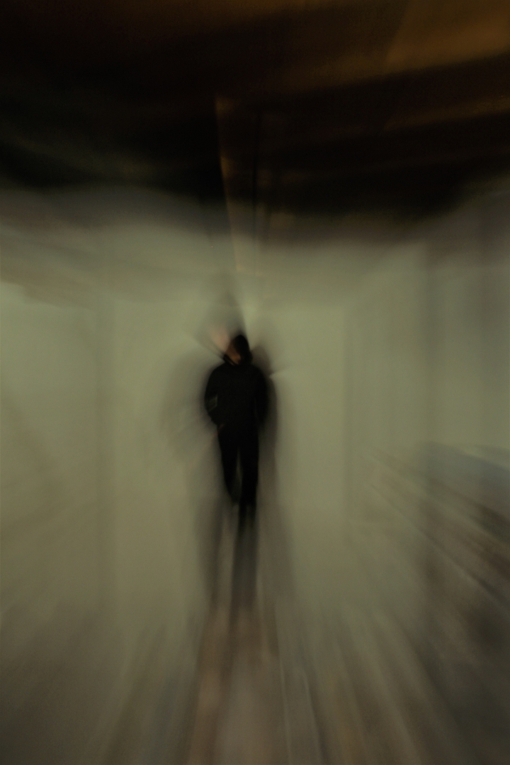 zoom burst long exposure portrait blur