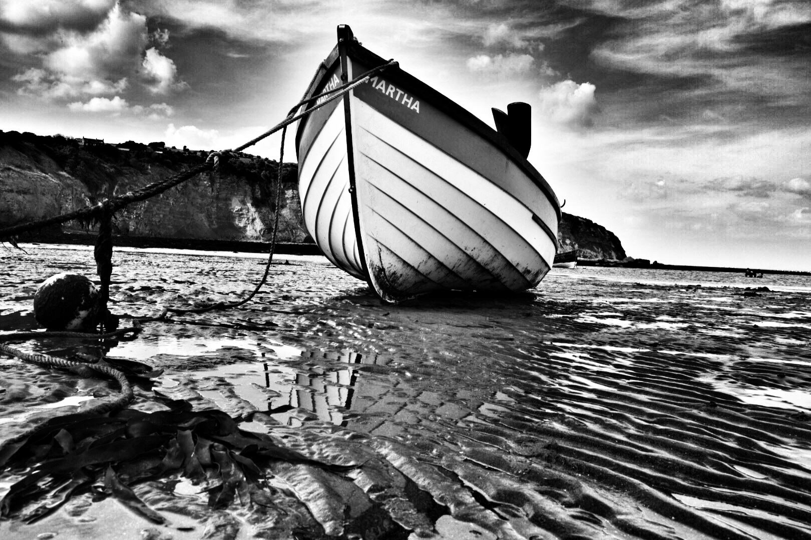 boat hdr shore beach water wooden