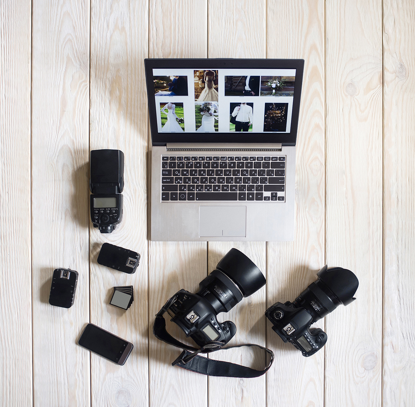wedding photography camera bag tips